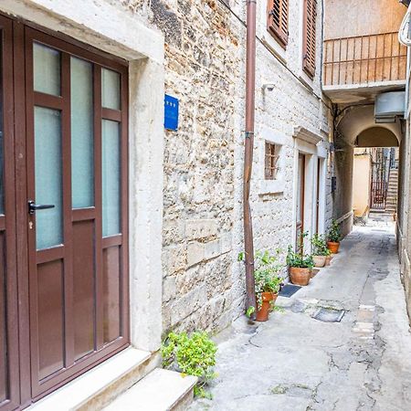 Splitska Kala Apartment ภายนอก รูปภาพ