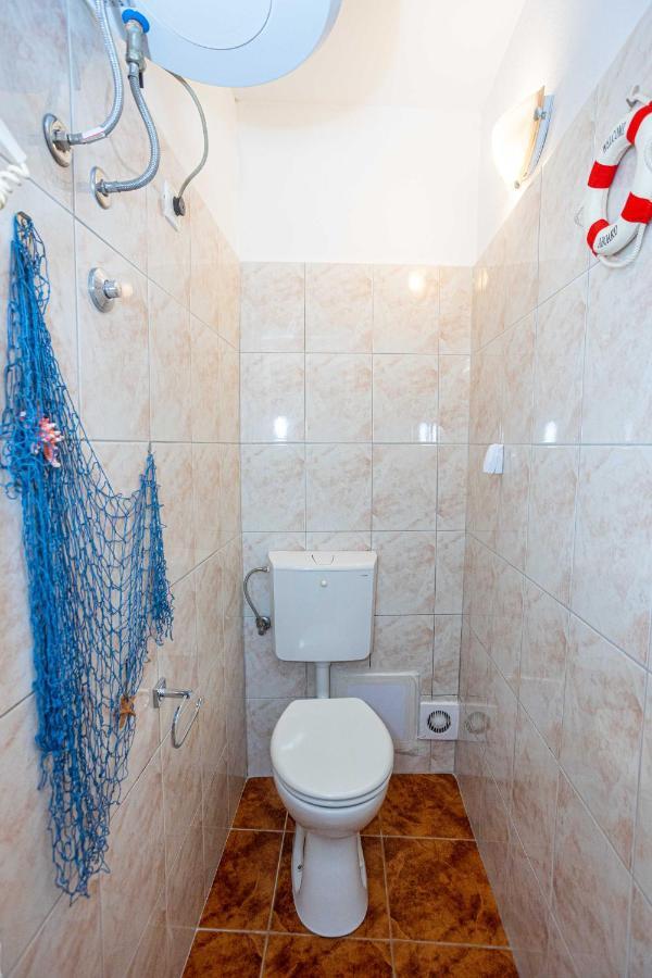 Splitska Kala Apartment ภายนอก รูปภาพ