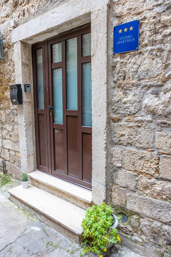 Splitska Kala Apartment ภายนอก รูปภาพ
